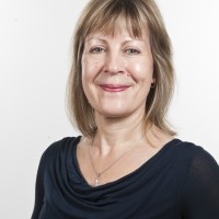 Professor Lesley Rhodes