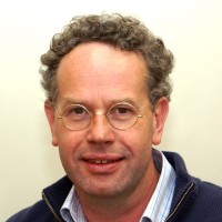 Professor Ralf Paus