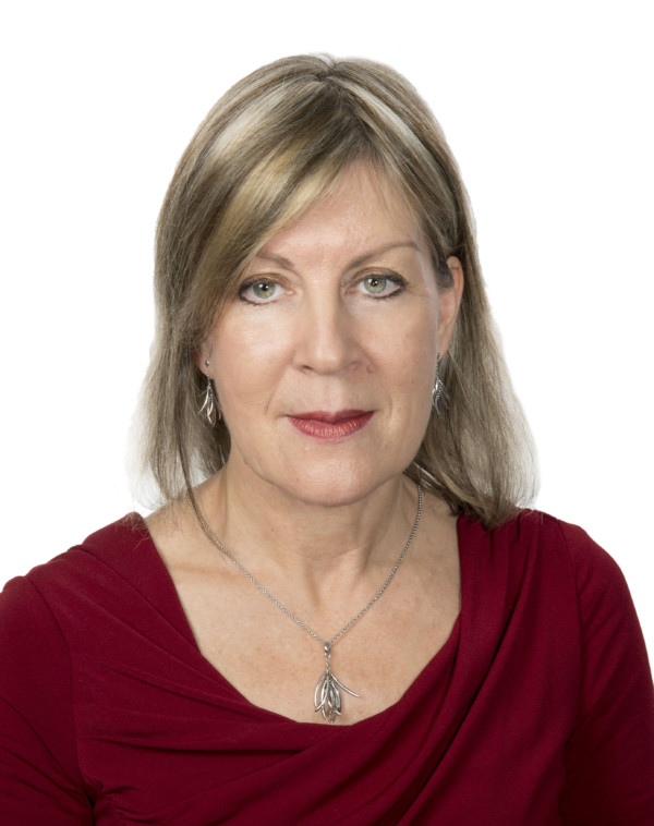 Professor Lesley Rhodes
